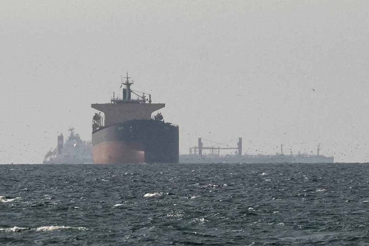 US Imperial Forces Struggle to Reopen Hormuz Strait